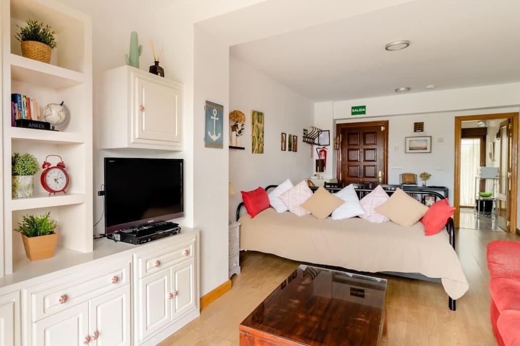 Casa De Las Flores - Apartamento Con Jardin Privado Frente A La Playa De Comillas Esterno foto