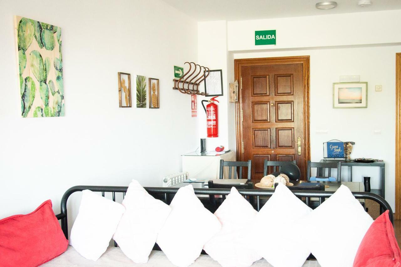 Casa De Las Flores - Apartamento Con Jardin Privado Frente A La Playa De Comillas Esterno foto